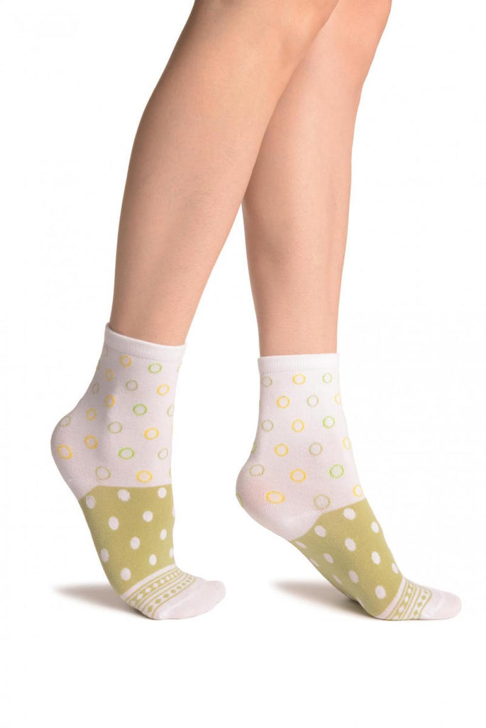 liss kiss White With Wide Green Dotted Stripe Ankle High Socks - Socks