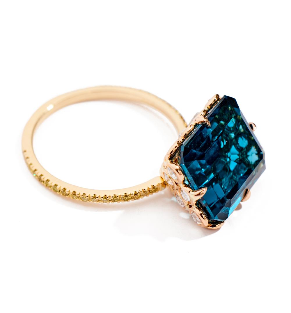 Lito Blue Topaz Ring