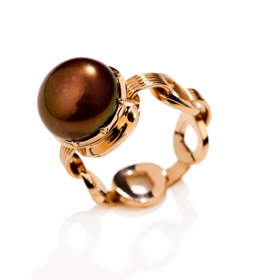 Lito Roaring Venus Ring