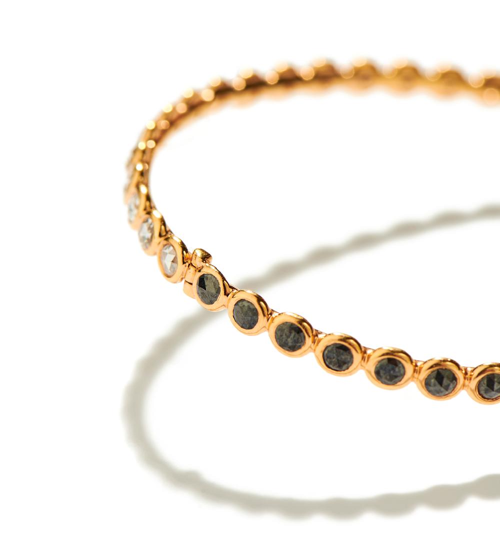 Lito Yin & Yang Bangle