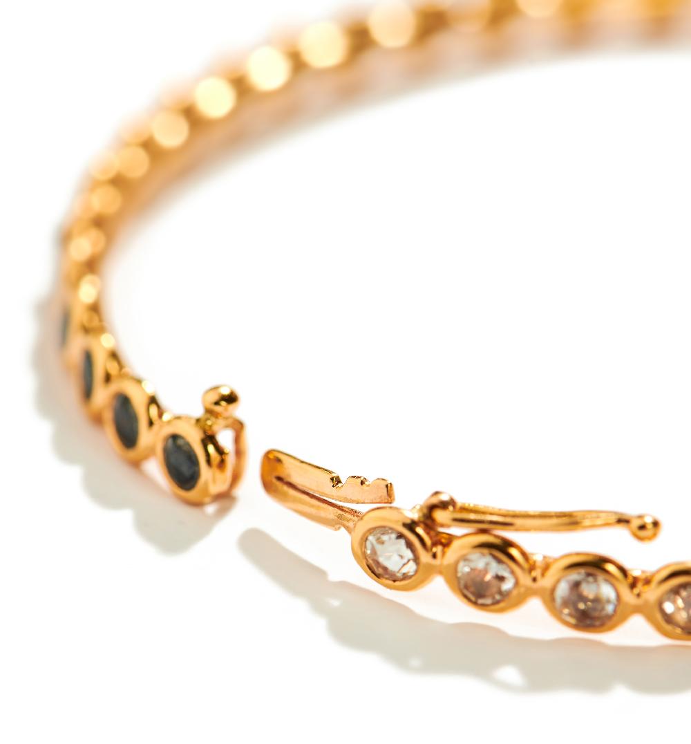 Lito Yin & Yang Bangle