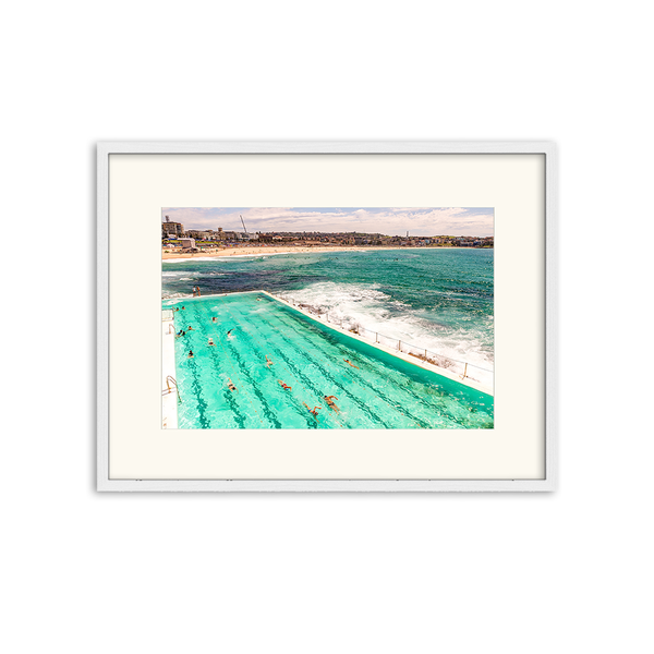 liv corday At Bondi Beach