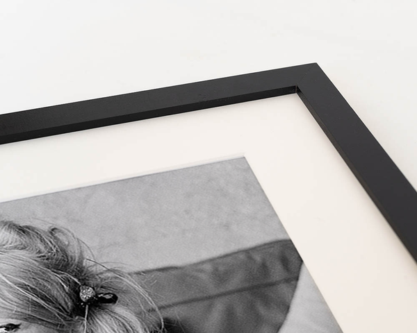 Liv Corday Brigitte Bardot Smoking