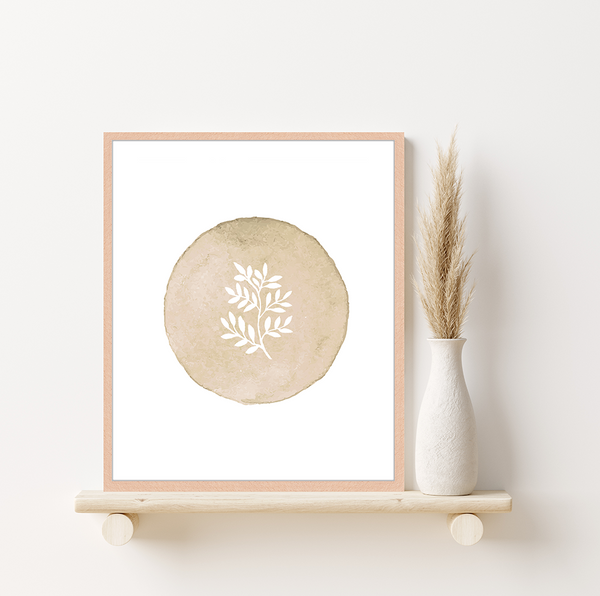 Liv Corday Circled White Plant