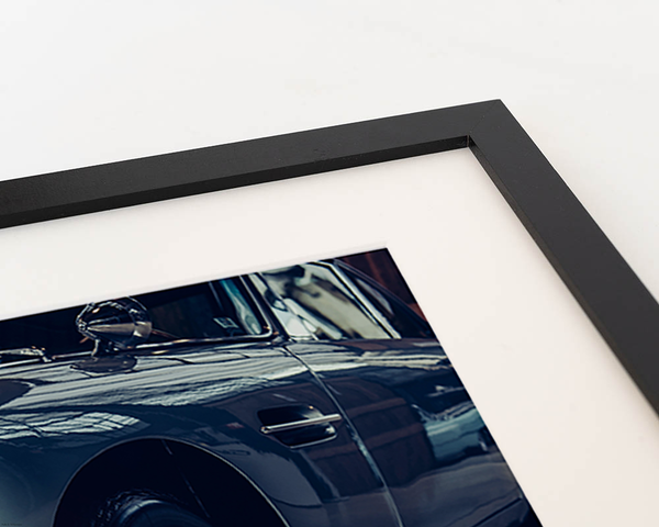 Liv Corday Classic Car