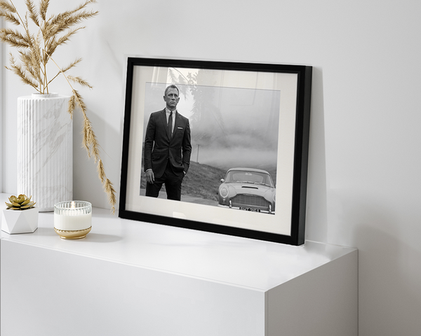 Liv Corday Daniel Craig As James Bond