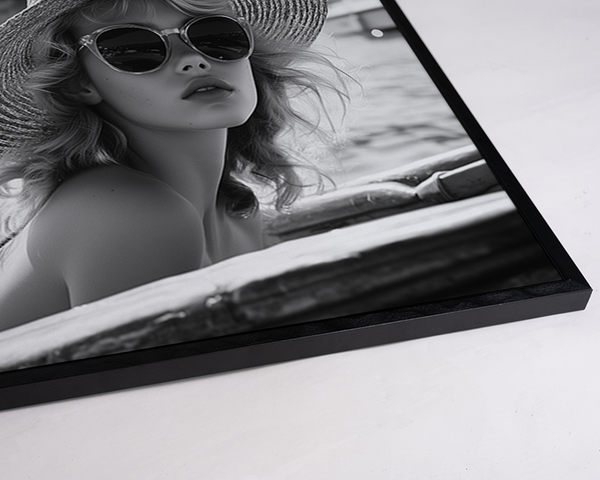 Liv Corday Fashion Sailing