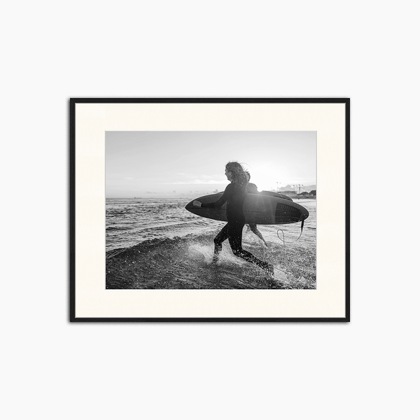 liv corday Happy Surfers