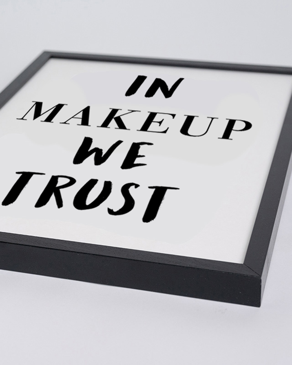 Liv Corday In Makeup We Trust