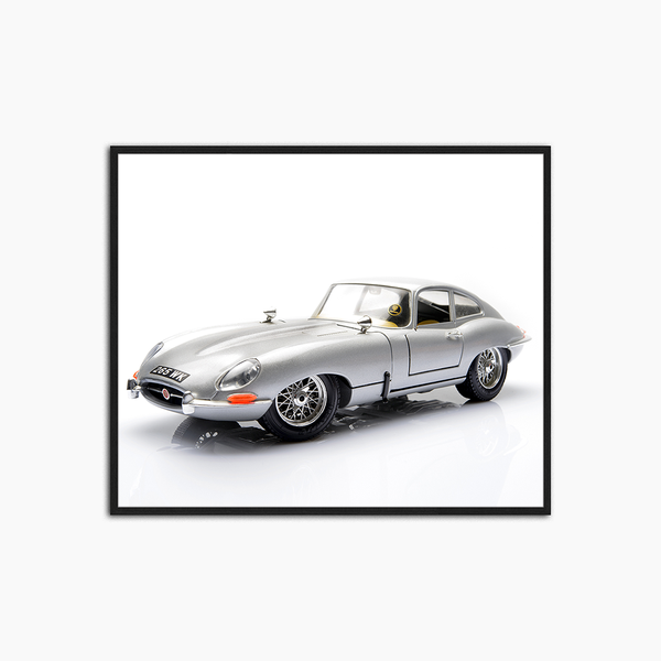 liv corday Jaguar E-Type