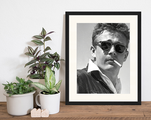 Liv Corday James Dean Smoking