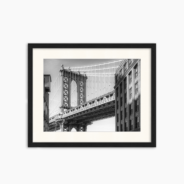 liv corday Manhattan Bridge