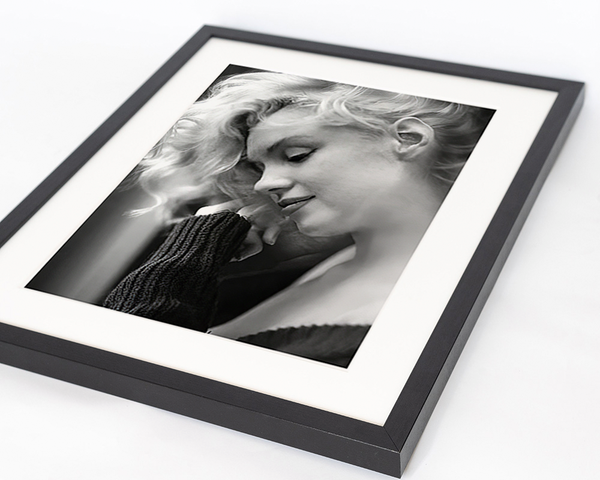 Liv Corday Marilyn Reflective Mood