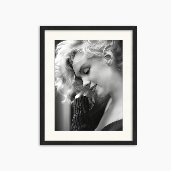 liv corday Marilyn Reflective Mood
