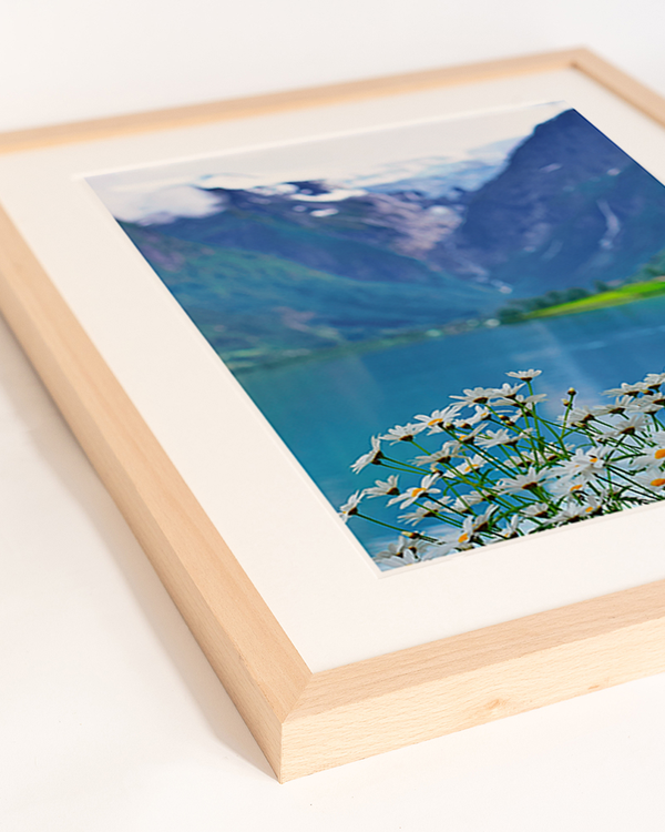 Liv Corday Mountain Flowers