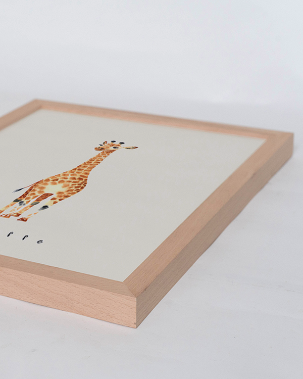 Liv Corday Petit Giraffe