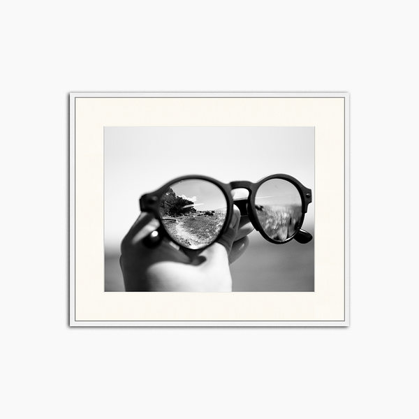 liv corday Summer reflect