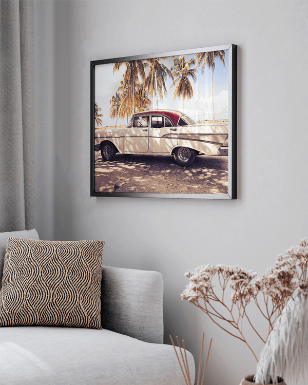 Liv Corday Vintage Car In Cuba