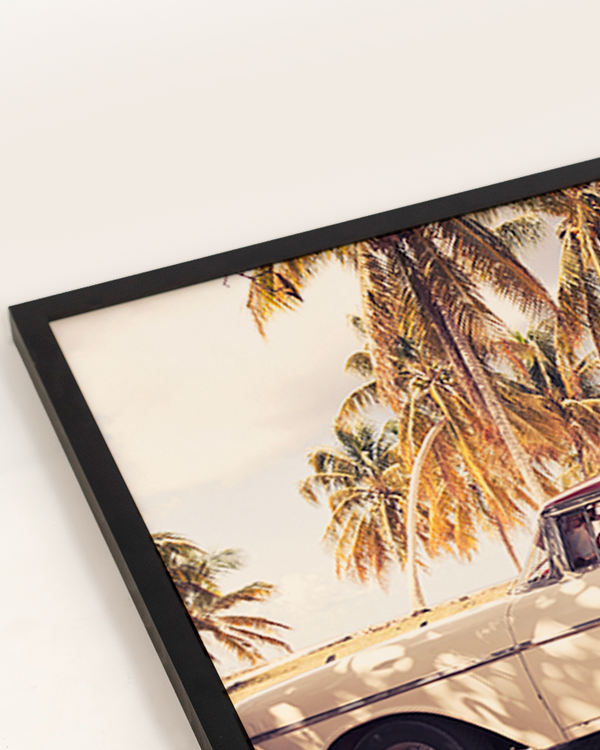 Liv Corday Vintage Car In Cuba