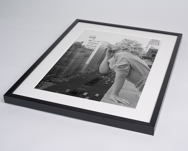 Liv Corday Marilyn At The Ambassador Hotel New York