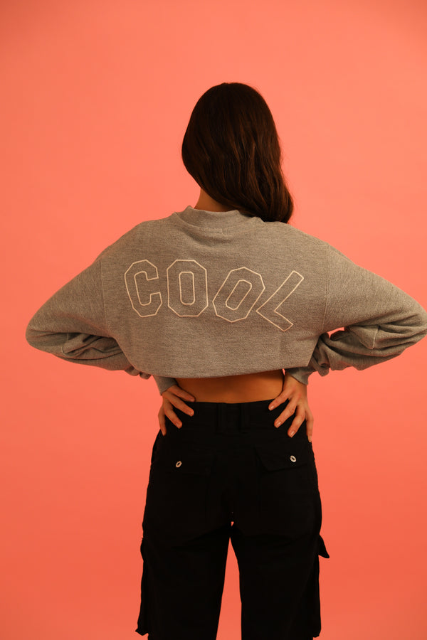 Livincool BIG WAVY LOGO CROP SWEATSHIRT HEATHER GREY