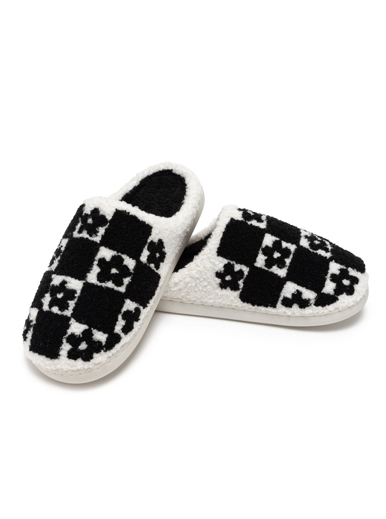 Living Royal Daisy Checker Slippers