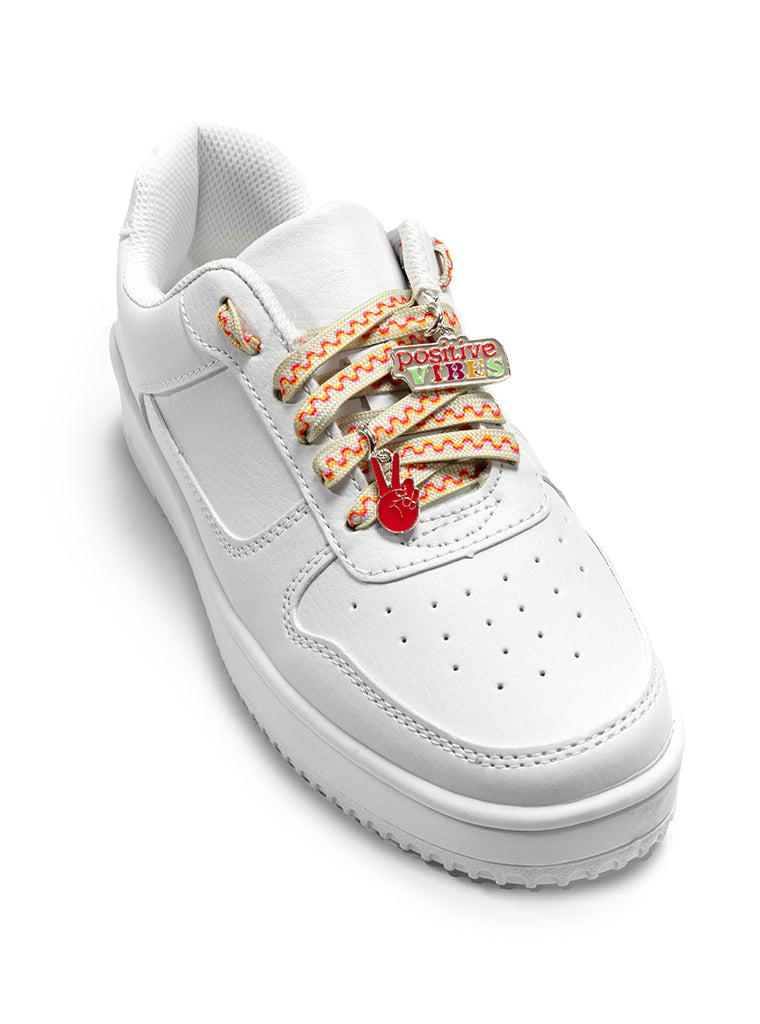 Living Royal Positive Vibes Shoelaces + Charm Set