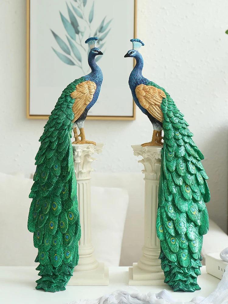 Lixra Alluring Design Artistry Resin Showpiece