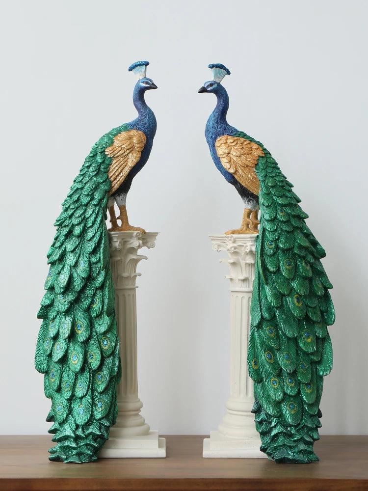 Lixra Alluring Design Artistry Resin Showpiece