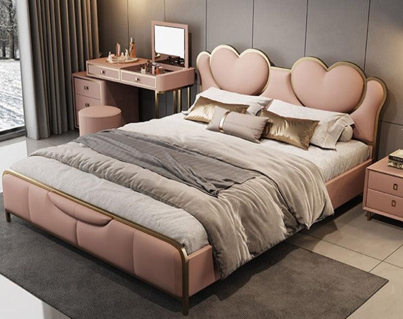lixra Charming Heart Shaped Leather Bed