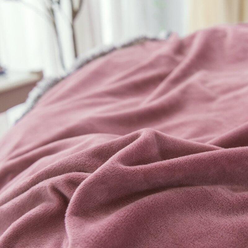 Lixra Comfortable Velvet Fabric Round Bedsheet