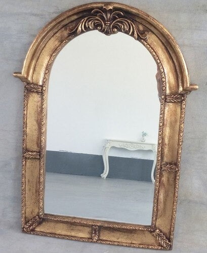 lixra Exquisite Designed Resin Framed Mirror