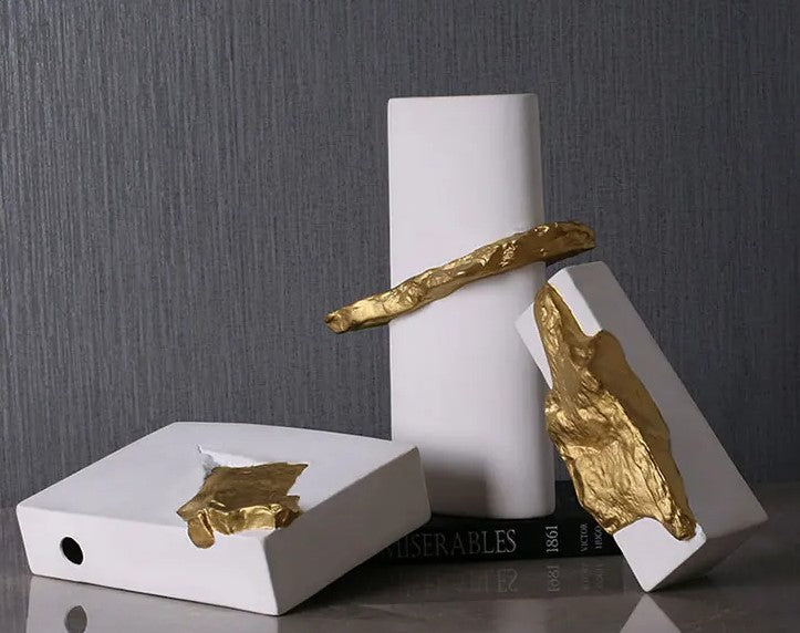 Lixra Glamorous Golden Touch Ceramic Vase