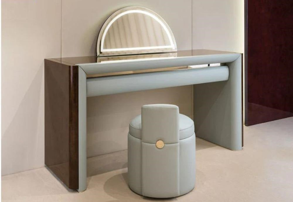 Lixra Luxurious Modern Wooden Dresser Set