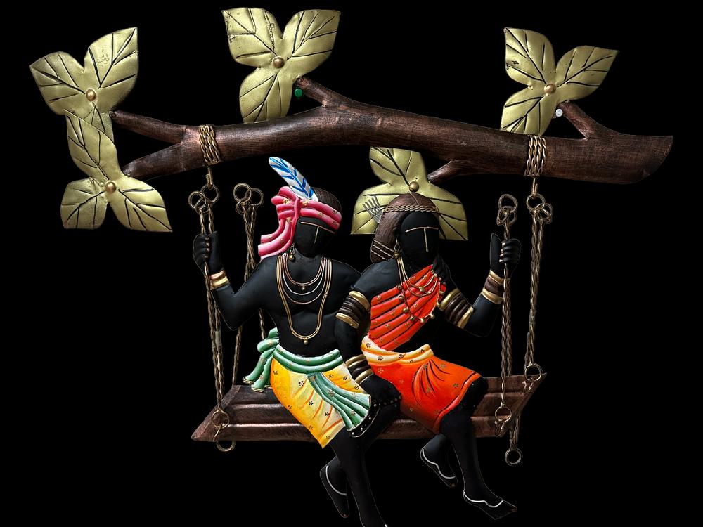 Lixra Male Female Swing Metal Wall Decor