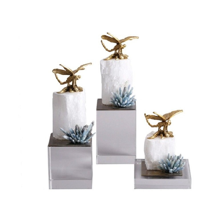 Lixra Modern Design Splendid Crystal Showpiece