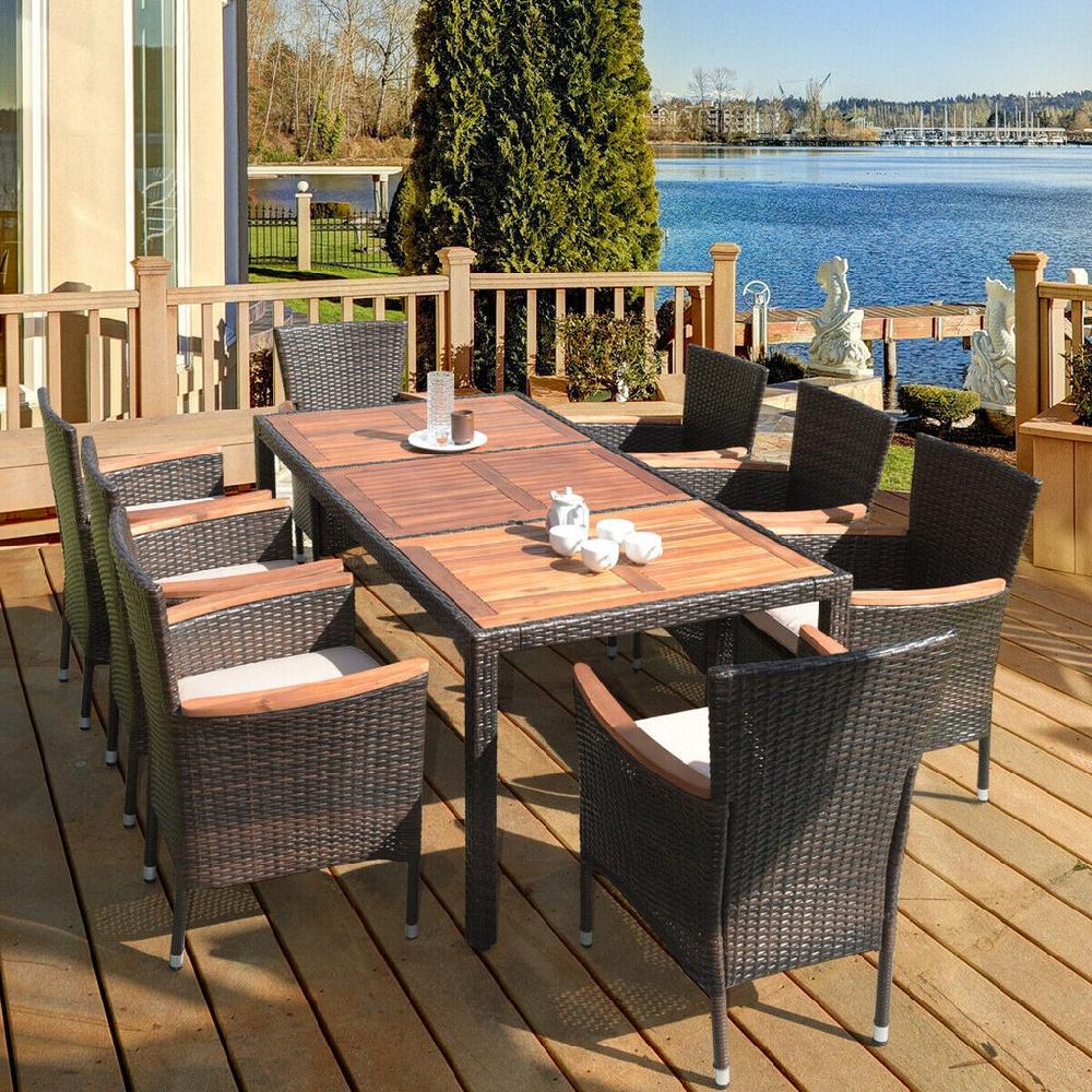 lixra Modern Exemplary Rattan Dining Table Set