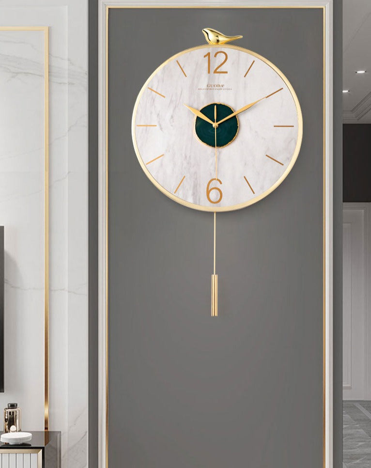 lixra Modern Gold Finish Bodacious Wall Clock
