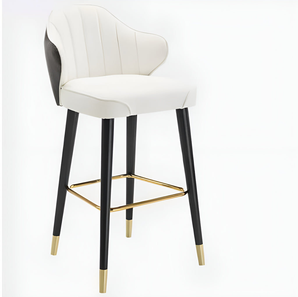 Lixra Set Of 4 Leather Curved Back Bar Stools
