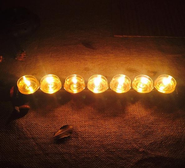 Lixra Timeless Gilt Lotus Candle Stand