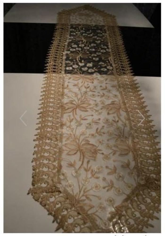 Lixra Translucent Floral Design Table Runner
