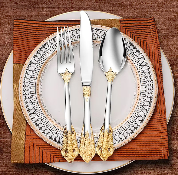 Lixra Vintage Western Dinnerware Set