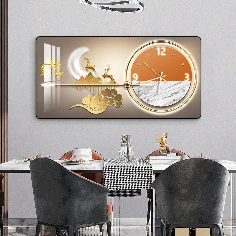 Lixra Luxurious Designed Attention-Grabbing Wall Clock