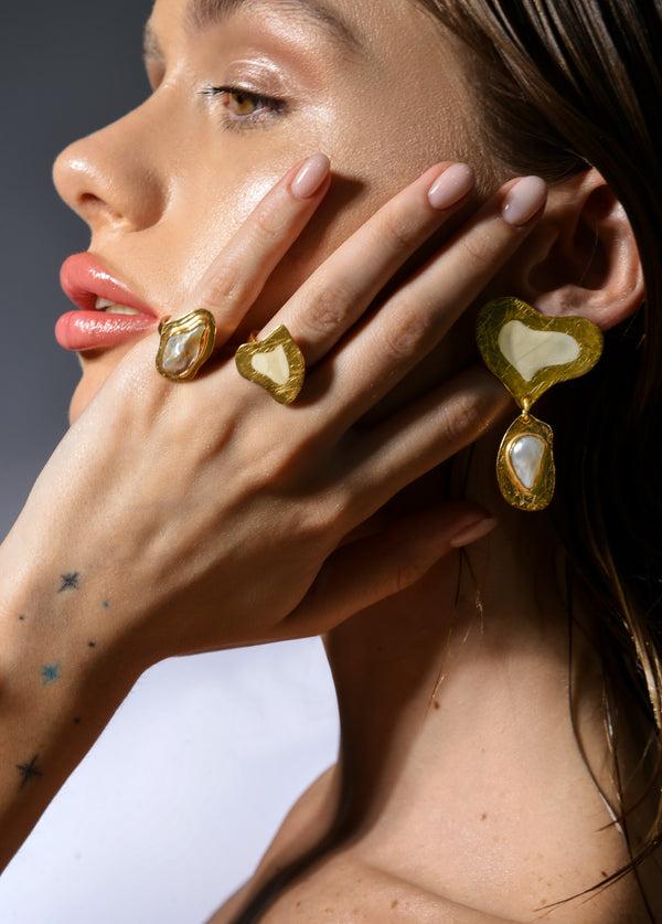 Liya CREAMY HEART RING