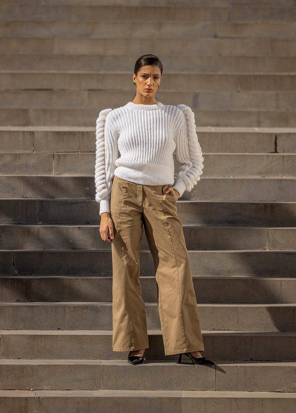 liya TURTLENECK WHITE SWEATER