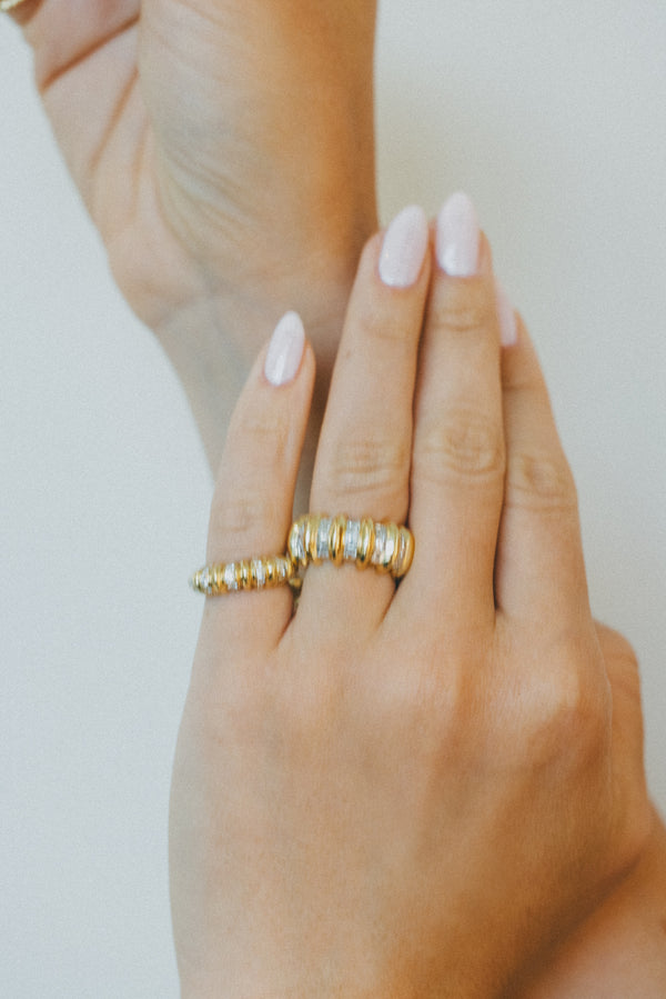 Lizzie Mandler 5 Row White Diamond Carre Fluted Bar Ring