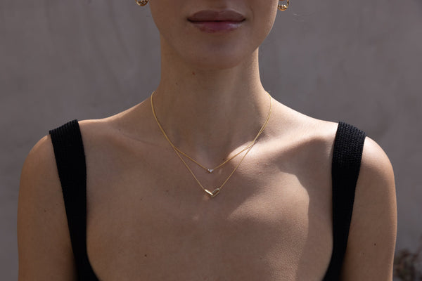 Lizzie Mandler Eclat Triple Diamond V Necklace