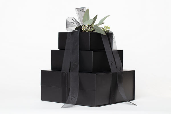 Lizzie Mandler Gift Wrapping