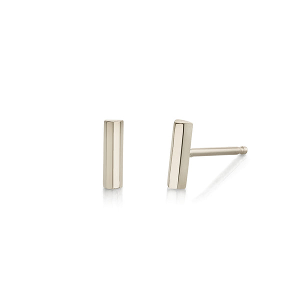 Lizzie Mandler Knife Edge Bar Stud