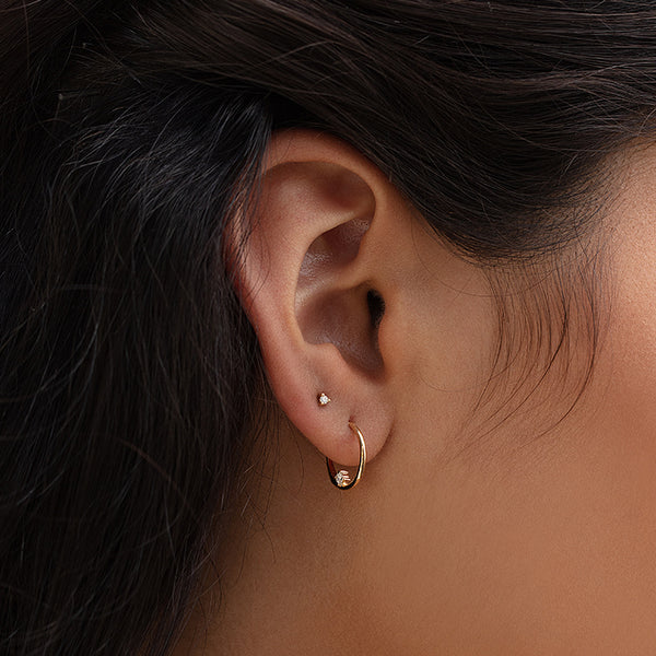 Lizzie Mandler Seamless Star Huggie